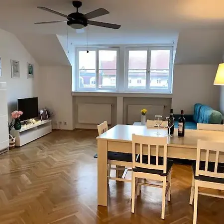 Modern In The Centre Appartement Prague